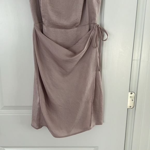 Express Mini Dress - Picture 2 of 5